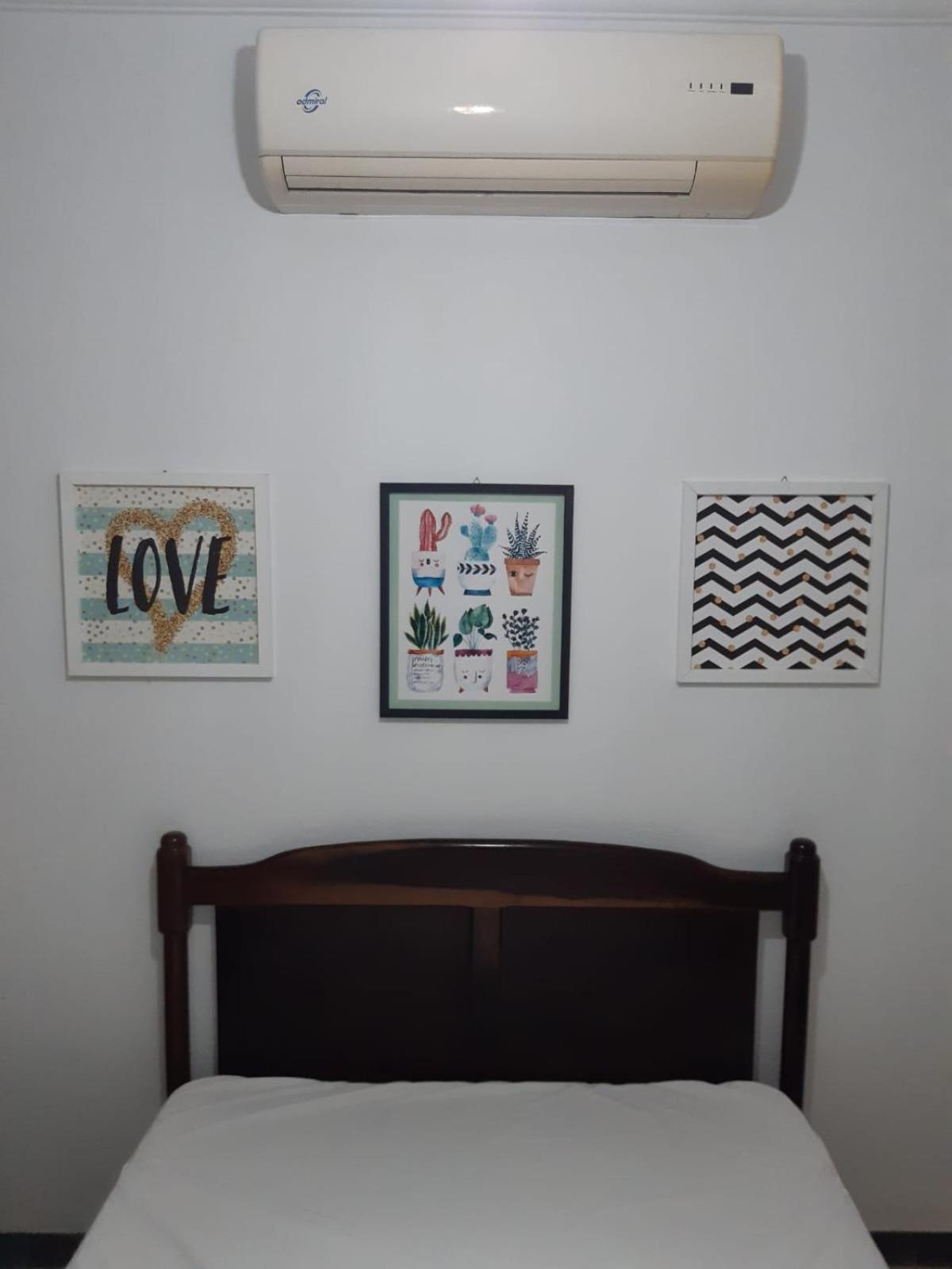 Casa Com Piscina, Confortavel E Otima Localizacao Itanhaem Luaran gambar